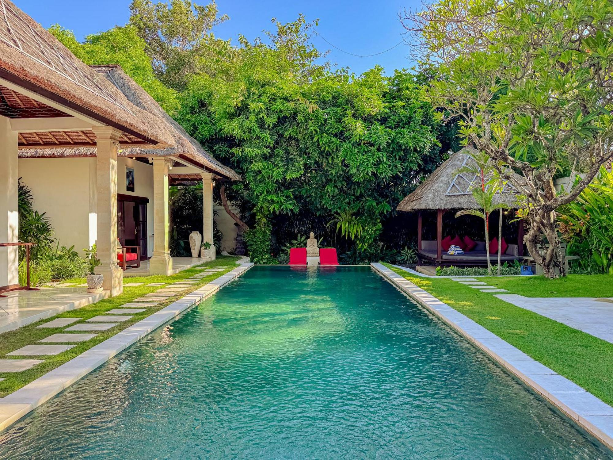 Villa Bugis Abimanyu Seminyak Quarto foto
